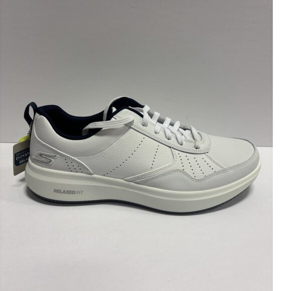 Skechers Men’s Go Walk Steady Sneakers White, Size 9.5 M